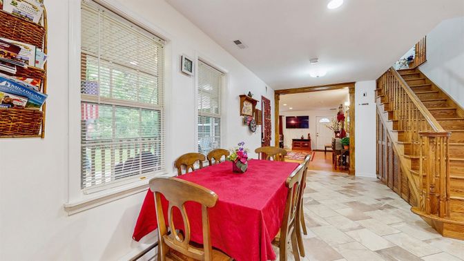 Dining room, Interior, Recessed Lighting