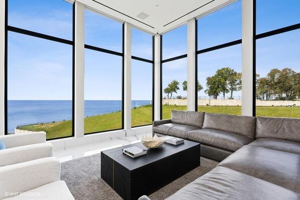 Interior, Living room, Sun Room, Water