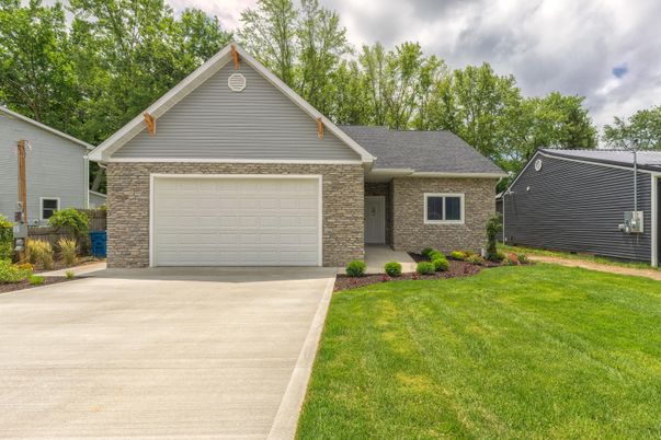 Attached, Exterior, Facade, Brick Facade, Ranch