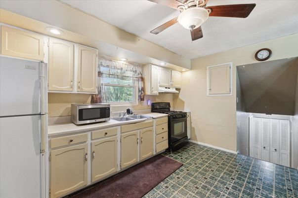 Interior, Kitchen, Recessed Lighting