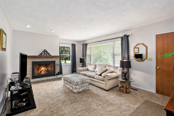 Fireplace, Interior, Living room, Recessed Lighting