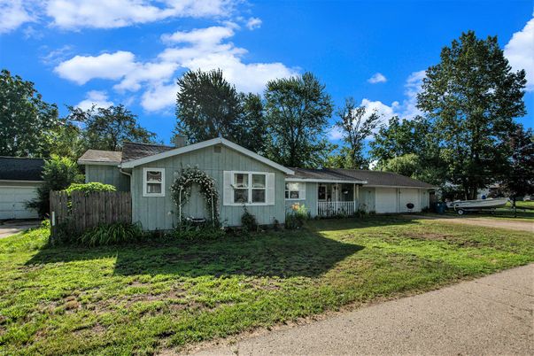 Attached, Backyard, Exterior, Facade, Ranch