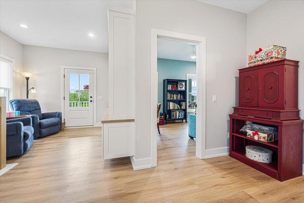 Interior, Recessed Lighting, Wood Texture Flooring