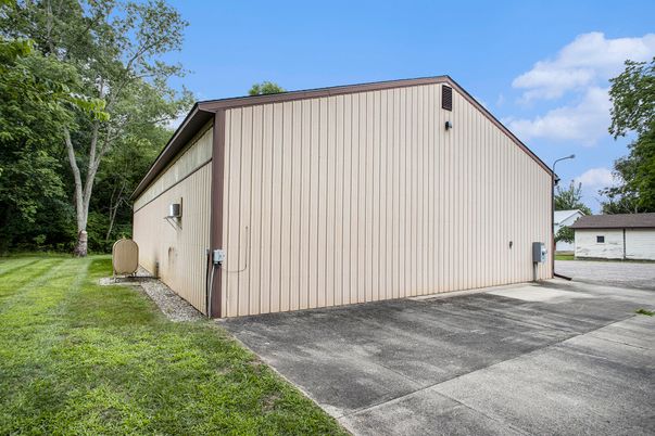 Detached Garage, Exterior