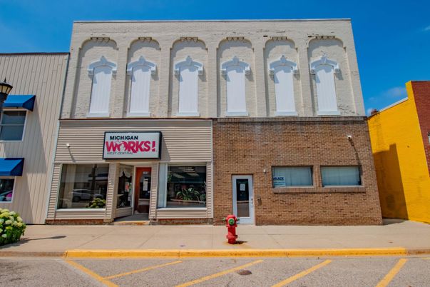 Exterior, Facade, Brick Facade, Rowhouse