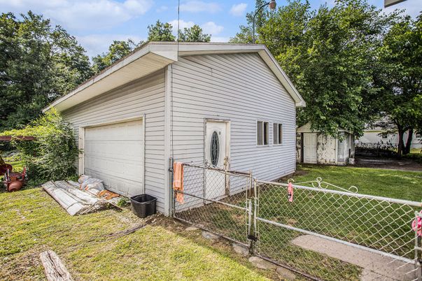 Backyard, Detached Garage, Exterior