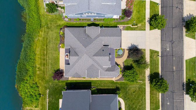 Exterior, Drone