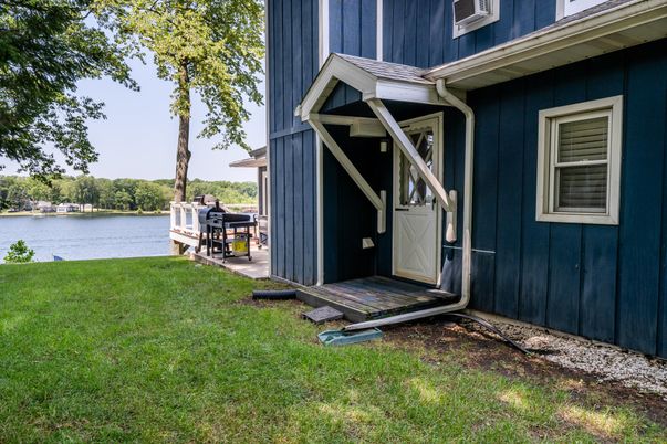 Backyard, Exterior, Water