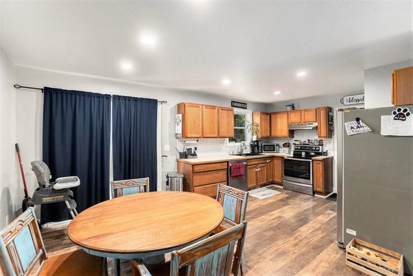 Dining room, Interior, Kitchen, Recessed Lighting, Wood Texture Flooring