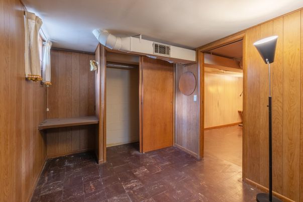Interior, Wooden Walls