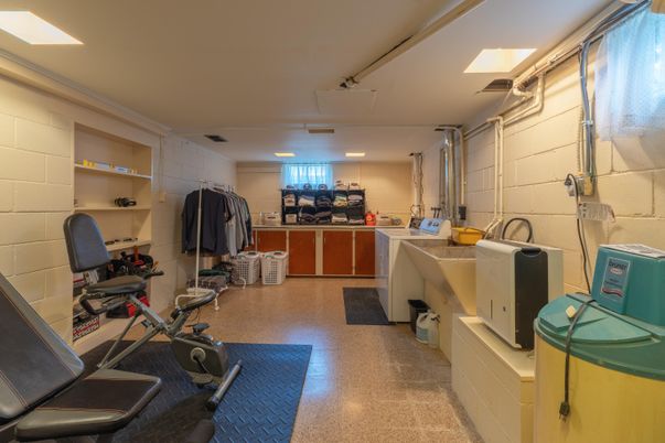 Fitness Equipment, Interior, Recessed Lighting