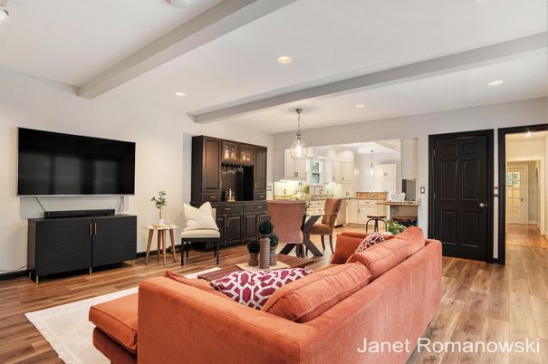 Dining room, Interior, Kitchen, Living room, Pendant Lights, Recessed Lighting, Wood Texture Flooring
