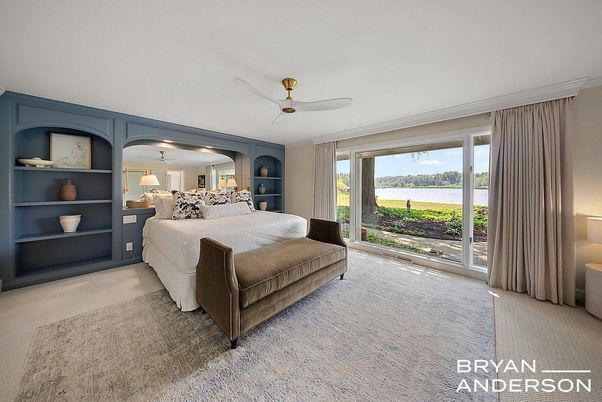 Bedroom, Interior, Water