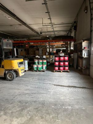Garage, Interior