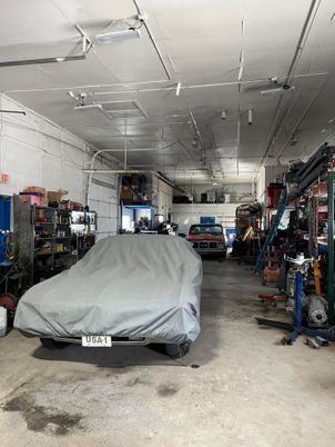 Garage, Interior