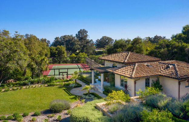 Backyard, Exterior, Tennis Courts