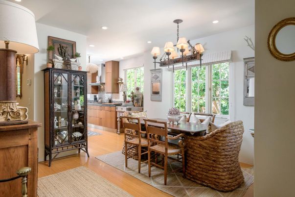 Chandelier, Dining room, Interior, Kitchen, Recessed Lighting, Wood Texture Flooring