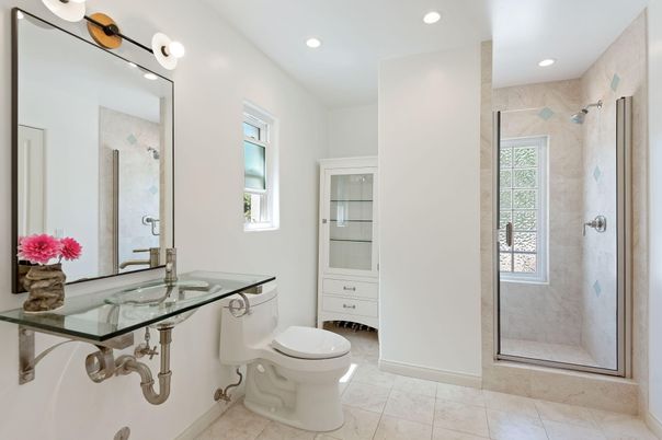 Bathroom, Interior, Recessed Lighting