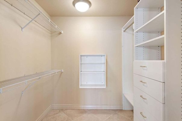 Interior, Walk-in Closets