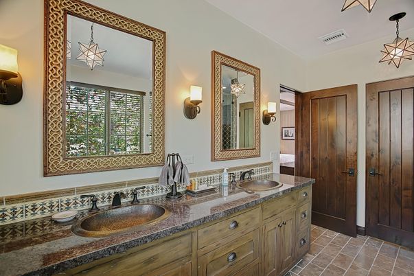 Bathroom, Dual Sink Vanities, Interior, Pendant Lights