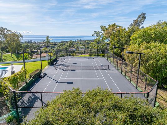 Exterior, Tennis Courts, Water