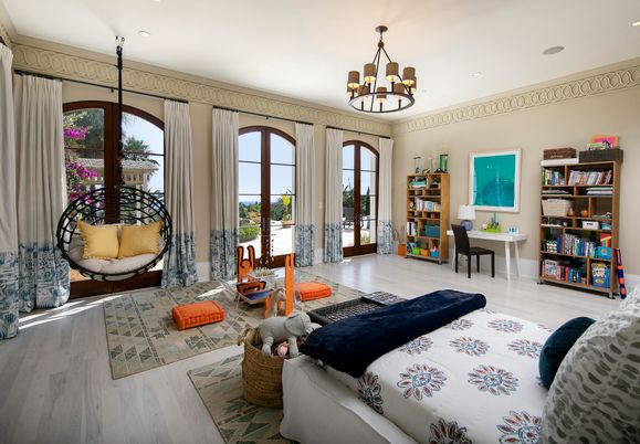 Bedroom, Chandelier, Interior, Living room, Recessed Lighting, Wood Texture Flooring