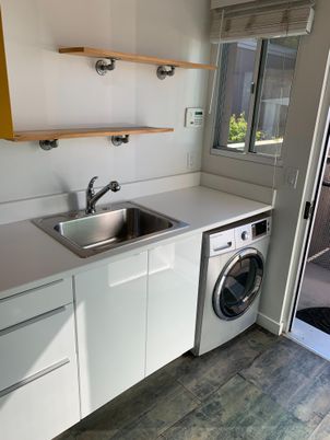 Interior, Washer