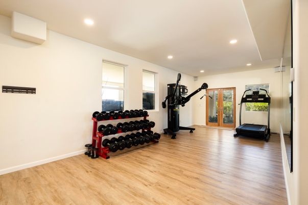 Fitness Equipment, Interior, Recessed Lighting, Wood Texture Flooring