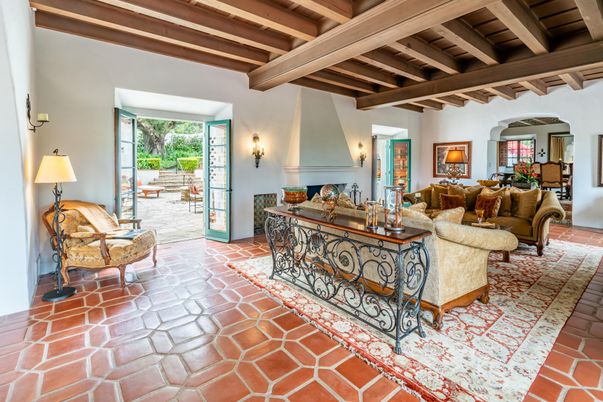 Interior, Living room, Wooden Beams, Wooden Ceilings
