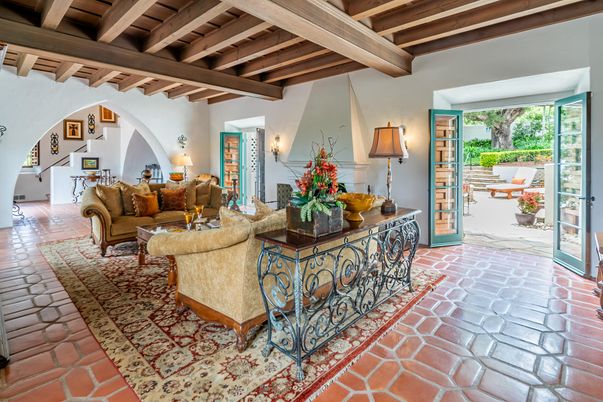 Interior, Living room, Wooden Beams