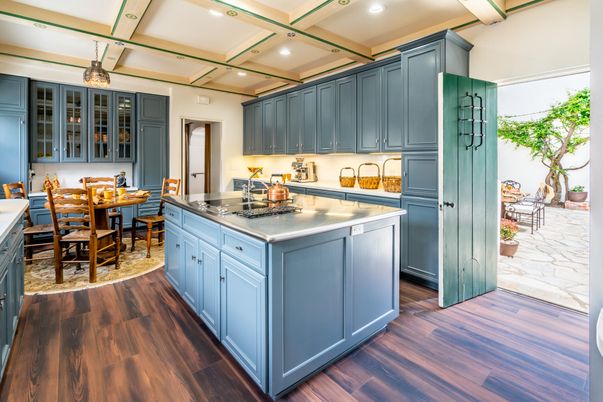 Dining room, Interior, Kitchen, Recessed Lighting, Wood Texture Flooring