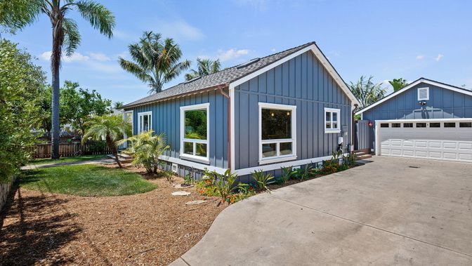 Backyard, Detached Garage, Exterior