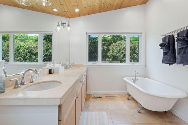 Bathroom, Dual Sink Vanities, Free Standing Baths, Interior, Recessed Lighting, Wooden Ceilings
