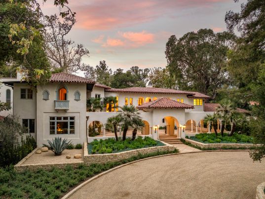 Backyard, Exterior, Facade, Spanish Mediterranean