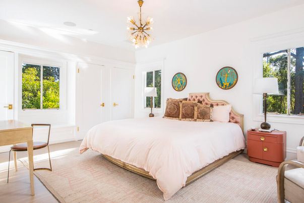 Bedroom, Interior, Pendant Lights, Wood Texture Flooring