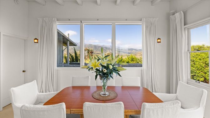 Dining room, Interior