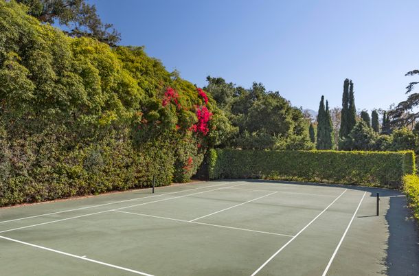 Exterior, Tennis Courts