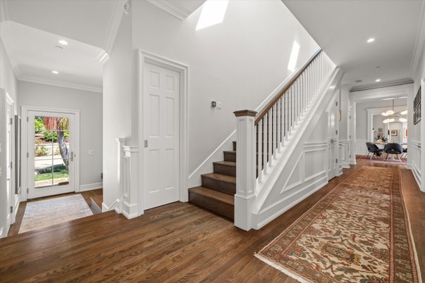 Interior, Pendant Lights, Recessed Lighting, Wood Texture Flooring