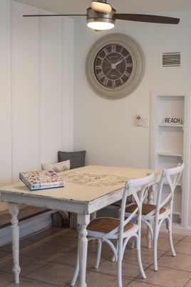 Dining room, Interior