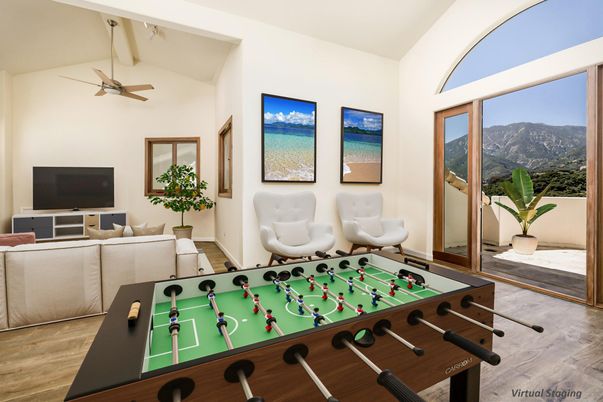 Game Room, Interior, Wood Texture Flooring