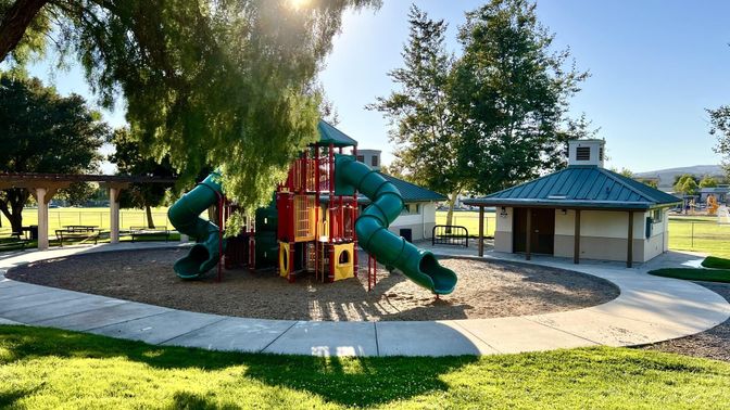 Backyard, Exterior, Playground