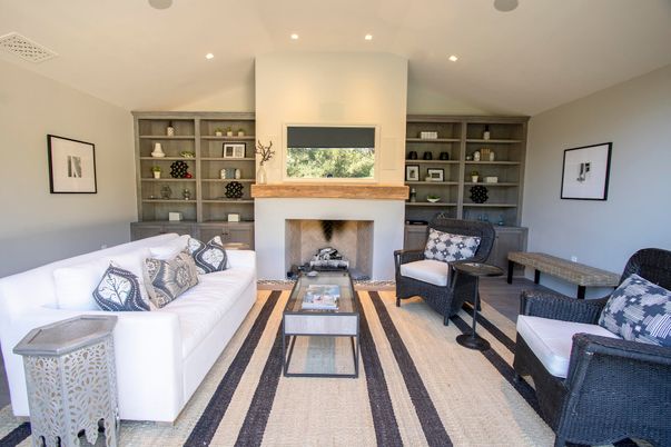 Fireplace, Interior, Living room, Recessed Lighting