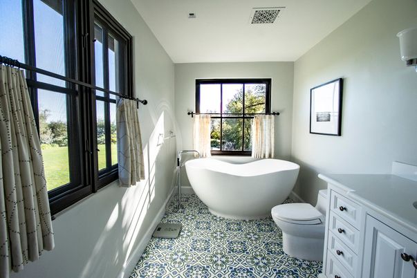 Bathroom, Free Standing Baths, Interior