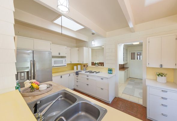 Interior, Kitchen, Stainless Steel Appliances
