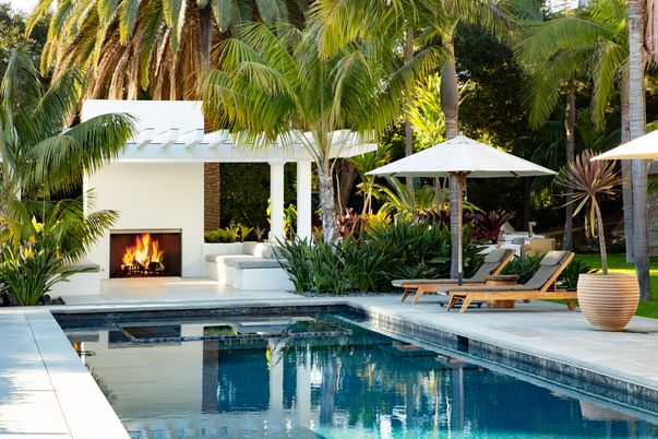 Exterior, Fireplace, Pool