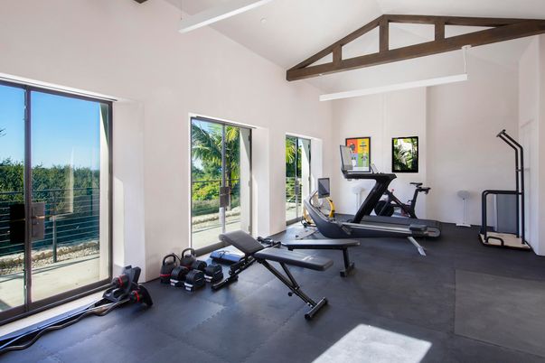Fitness Equipment, Interior, Wooden Beams