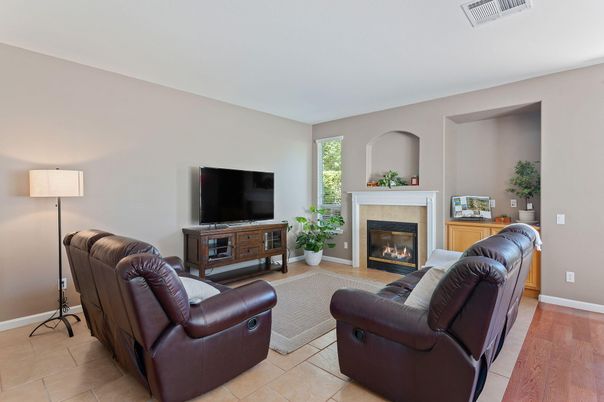 Fireplace, Interior, Living room