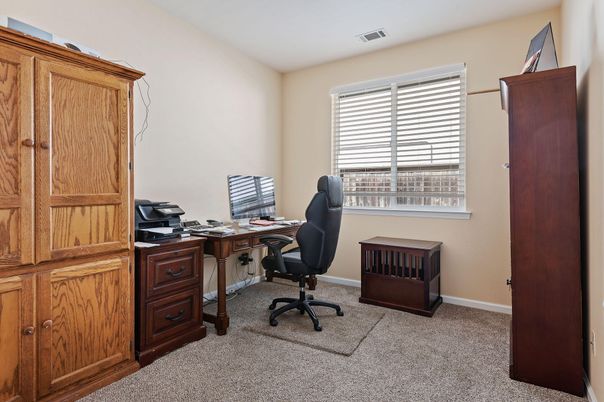 Home Office, Interior