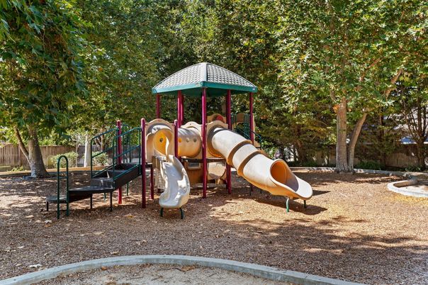 Backyard, Exterior, Playground