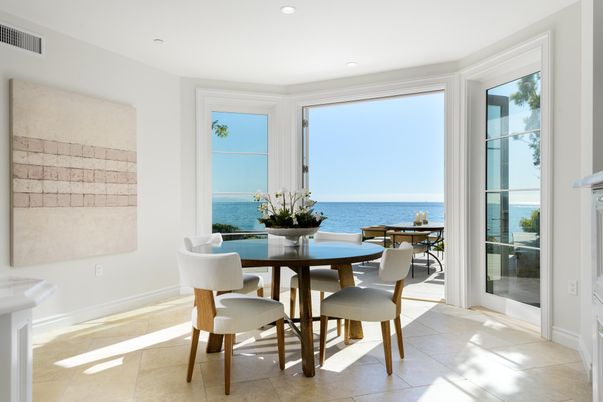 Dining room, Interior, Recessed Lighting, Water